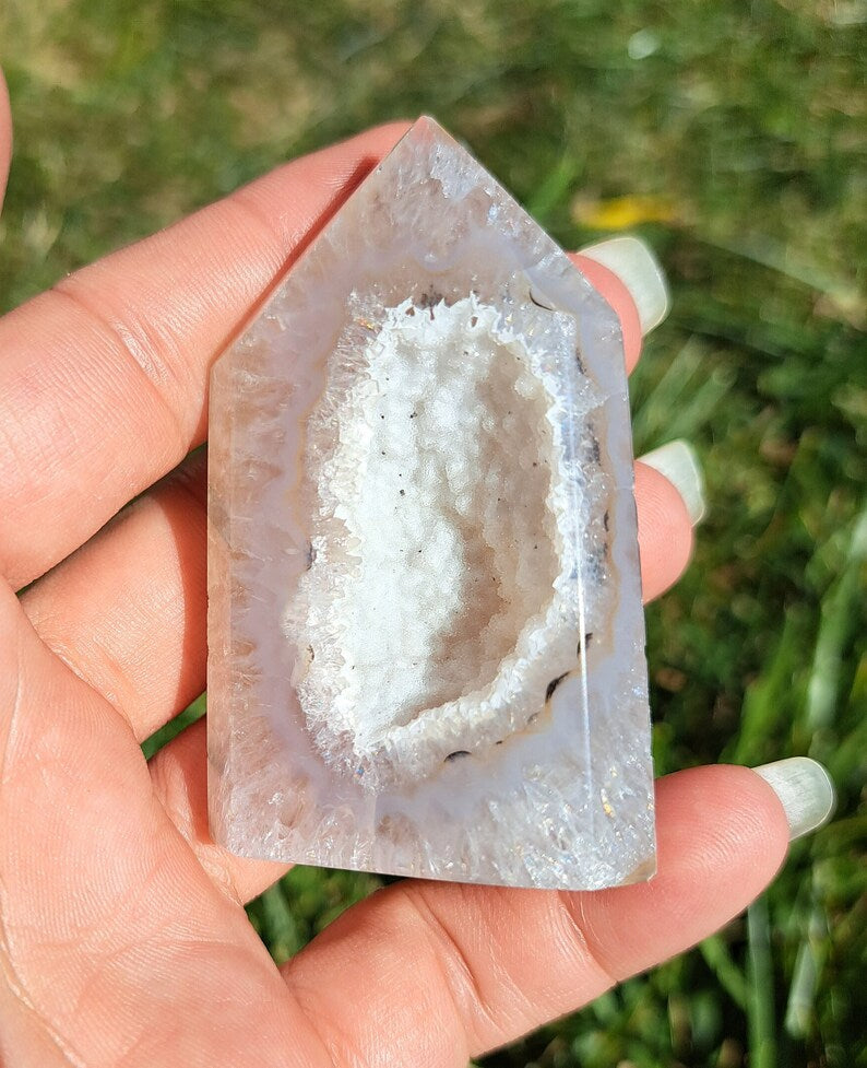 Druzy Agate Tower - Spiritual Healing and Meditation