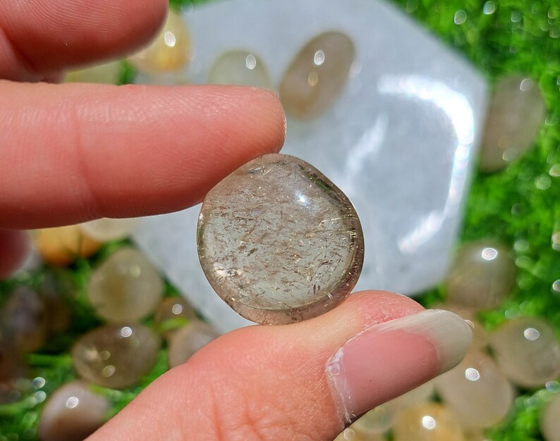 Golden Rutile Quartz Tumble - Metaphysical Crystal for Manifestation and Clarity