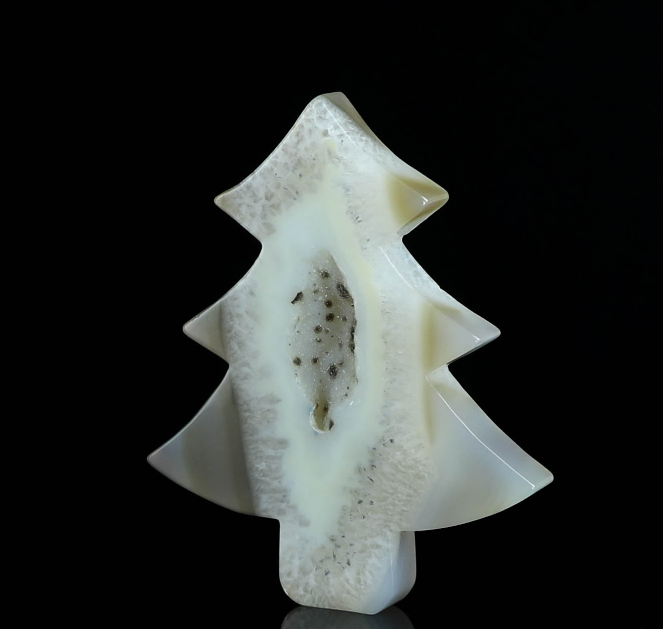 Agate Crystal Christmas Tree Carving