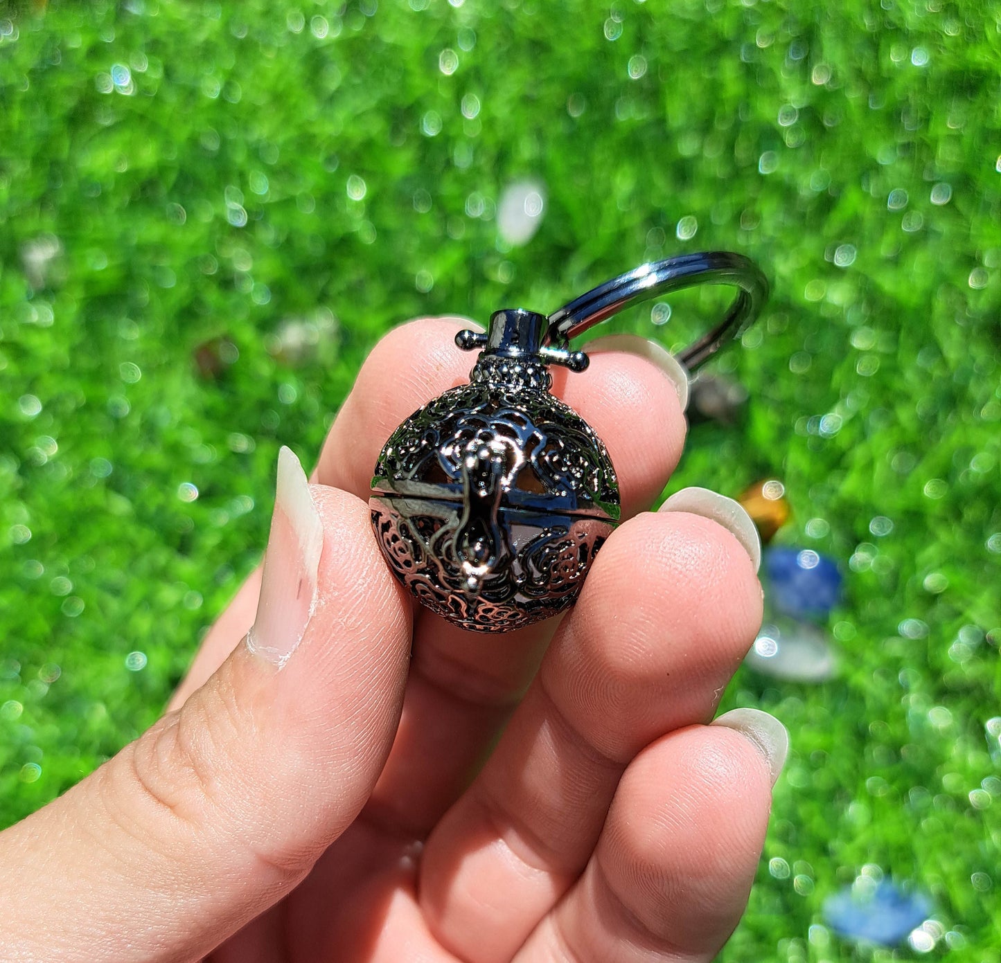 Elegant Crystal Cage Keychain - Keyring with Genuine Gemstones