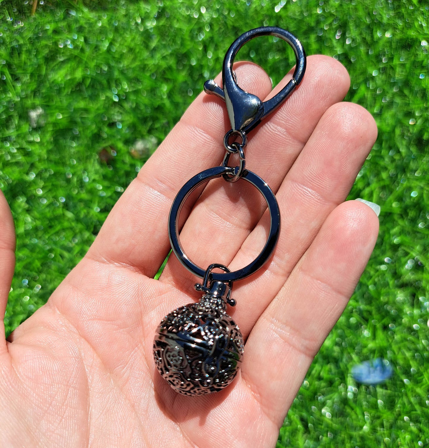 Elegant Crystal Cage Keychain - Keyring with Genuine Gemstones