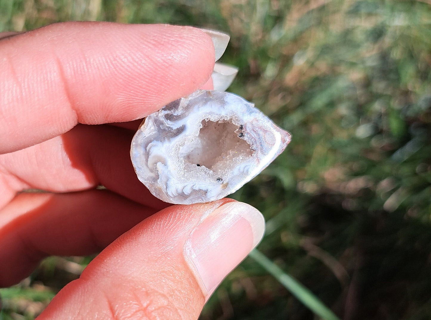 Mini Agate Geode - Meditation, Crystal Collection, Crystal Grid