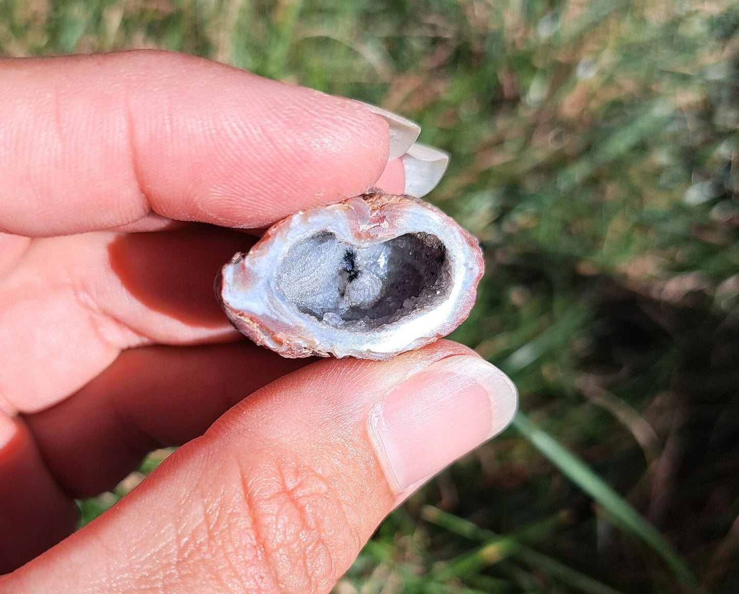 Mini Agate Geode - Meditation, Crystal Collection, Crystal Grid