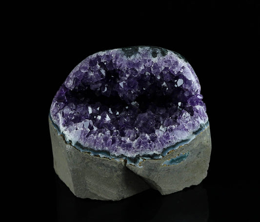 Natural Amethyst Crystal Cluster - Healing Energy and Positive Vibes