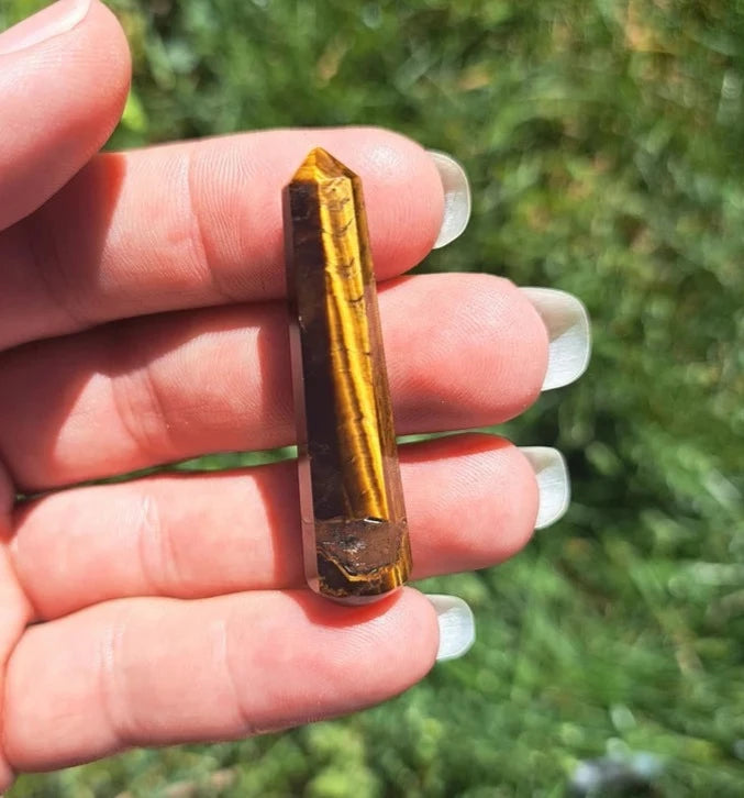 Mini Crystal Wand - Beautifully Carved Amethyst Crystal Point for Manifestation and Healing