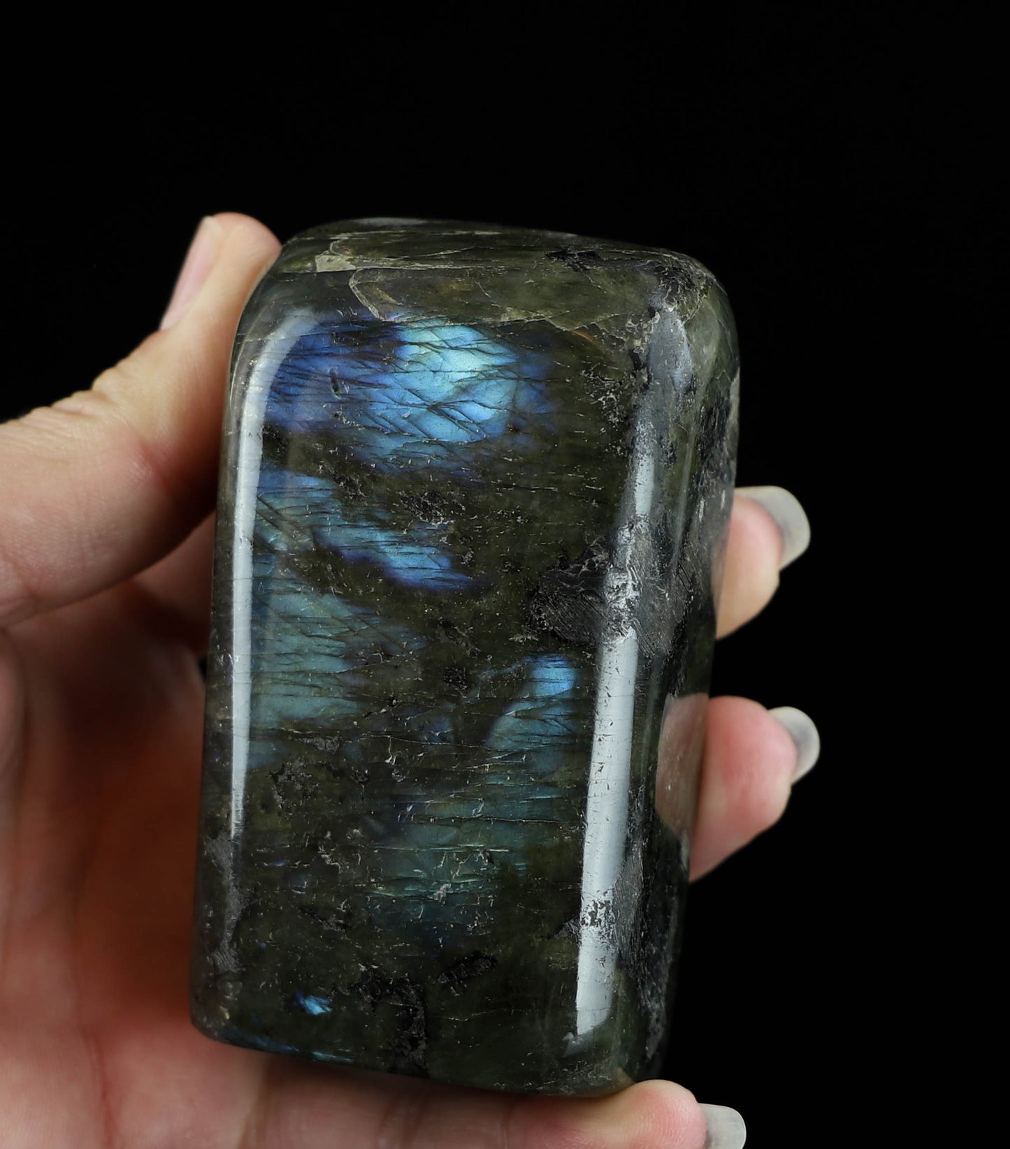 AAA Labradorite Free Form Décor: Stunning Natural Stone Sculpture for Healing and Protection