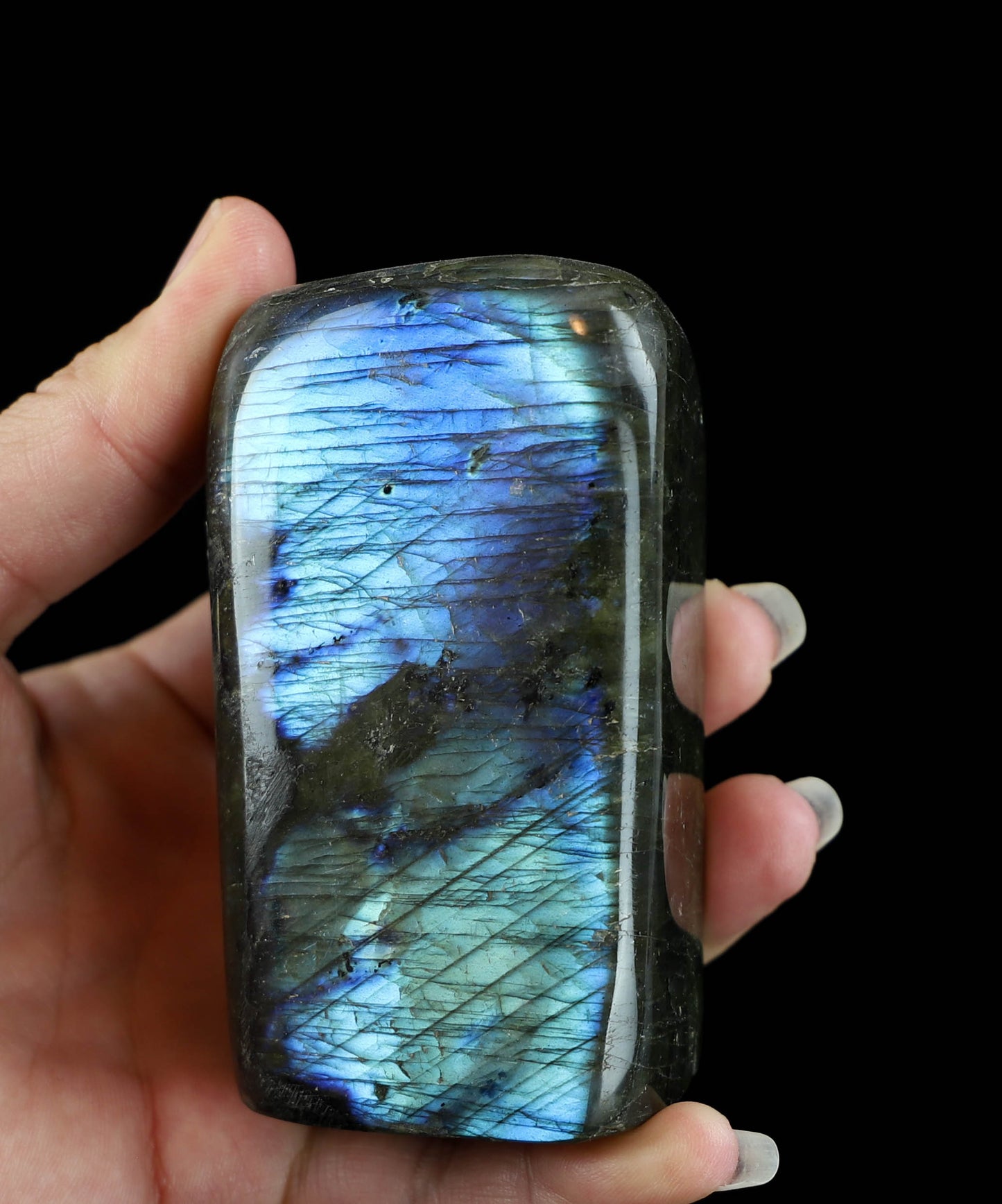 AAA Labradorite Free Form Décor: Stunning Natural Stone Sculpture for Healing and Protection