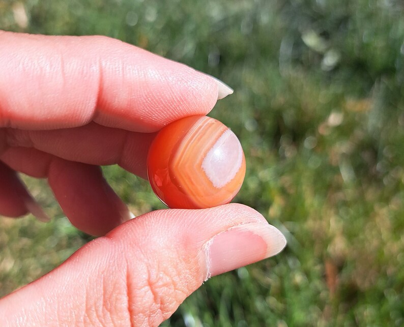 Mini Carnelian Sphere -  Reiki healing, Crystal grids, Home Décor, Pocket Stone