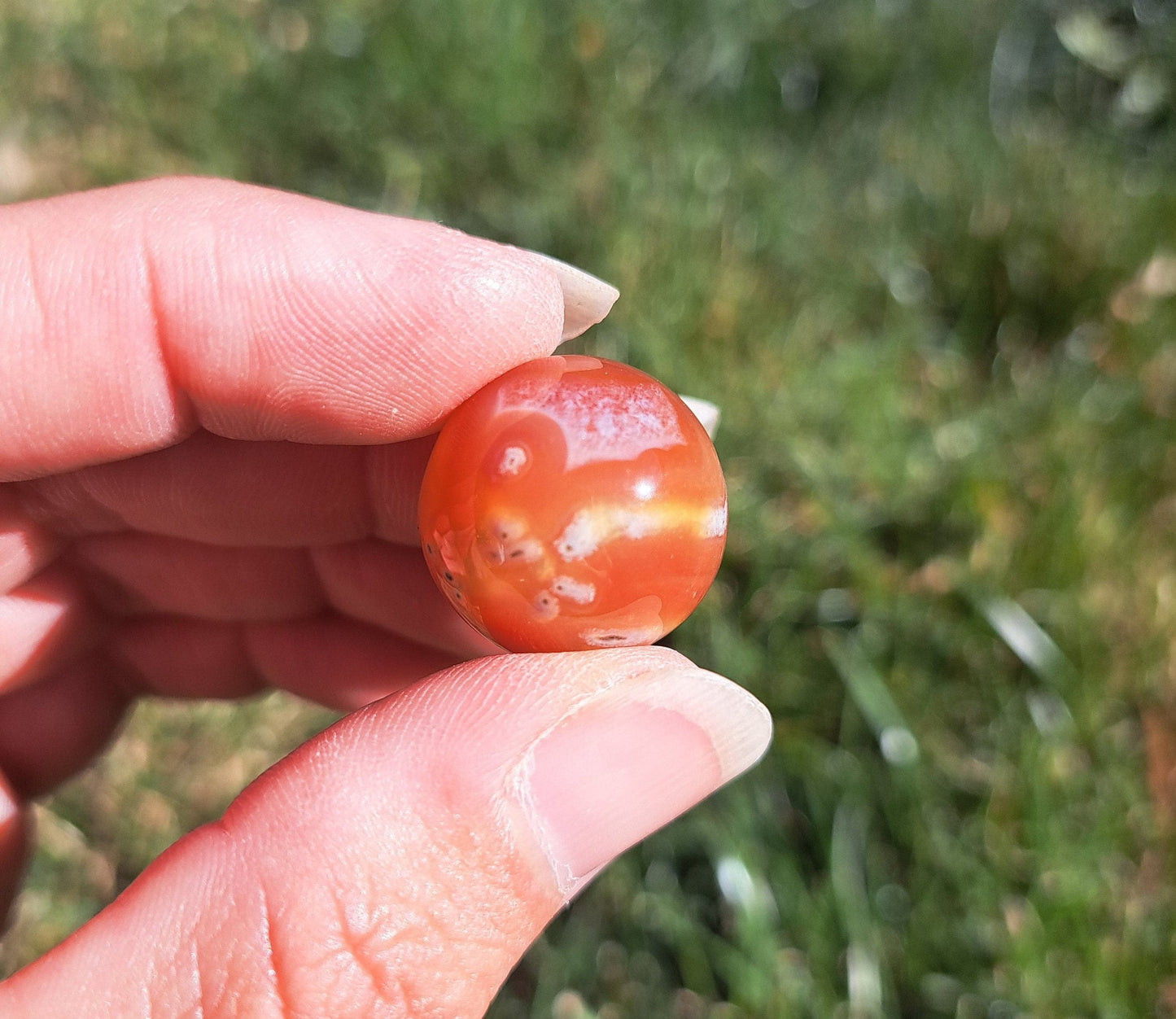 Mini Carnelian Sphere -  Reiki healing, Crystal grids, Home Décor, Pocket Stone
